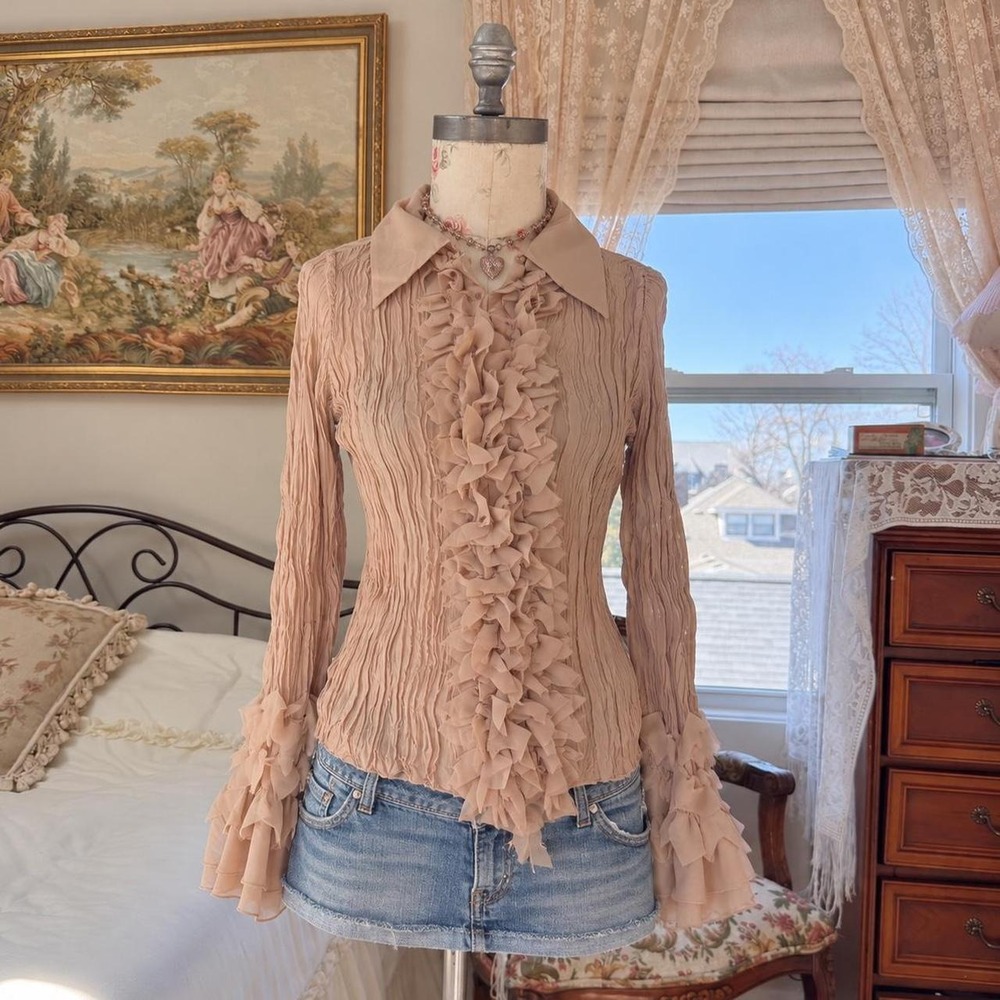 Ruffle Pleated Top  Y2K Kaelyn Max nude beige ruffle top size 1X